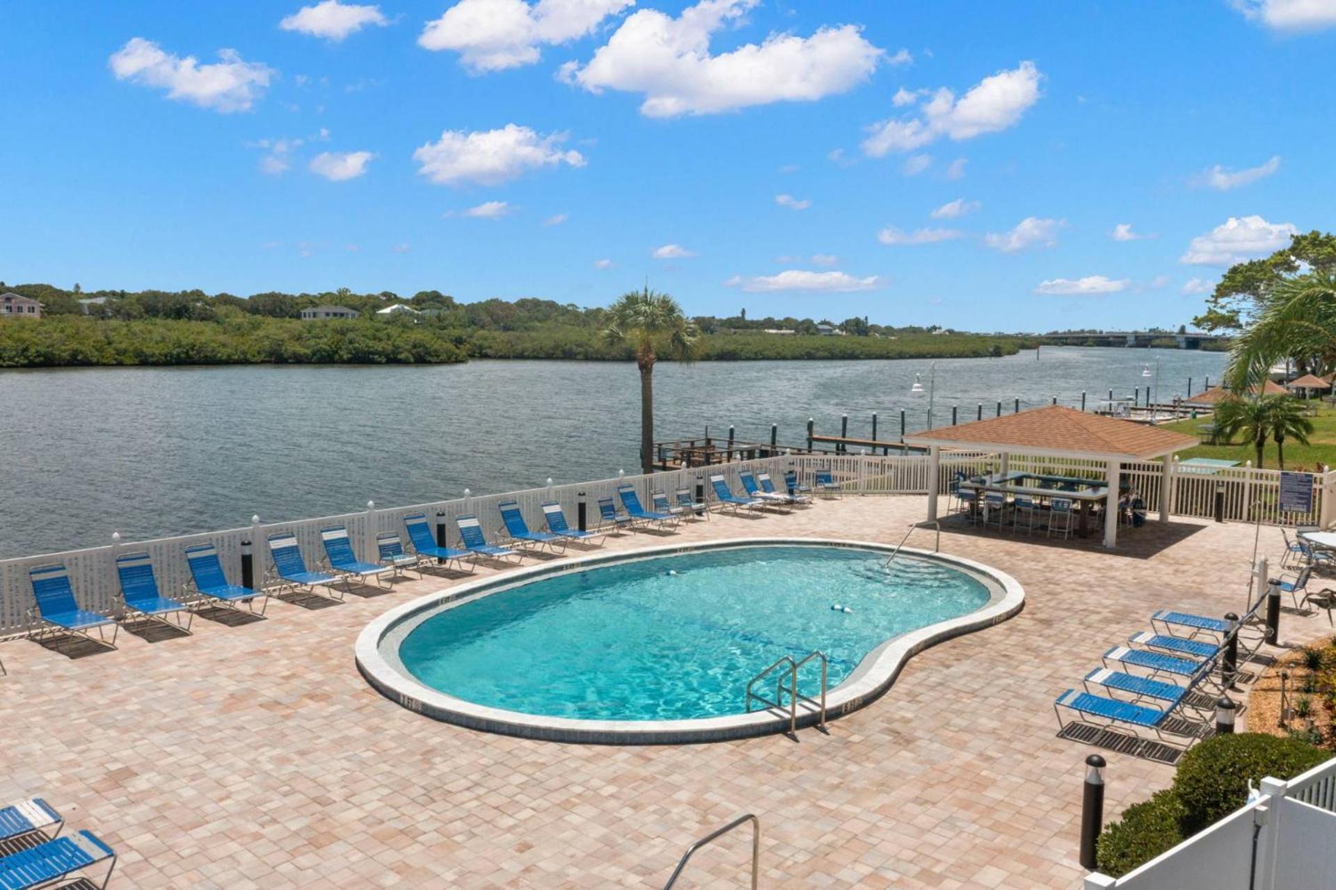 508 Bayshores Yacht & Tennis Club Clearwater Beach Exterior photo